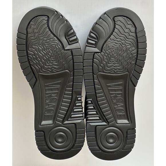 Versace Men\'s Laserata Leather Sneakers Black 13.5 US (46.5) 1008964 NWT $1175 main image 4
